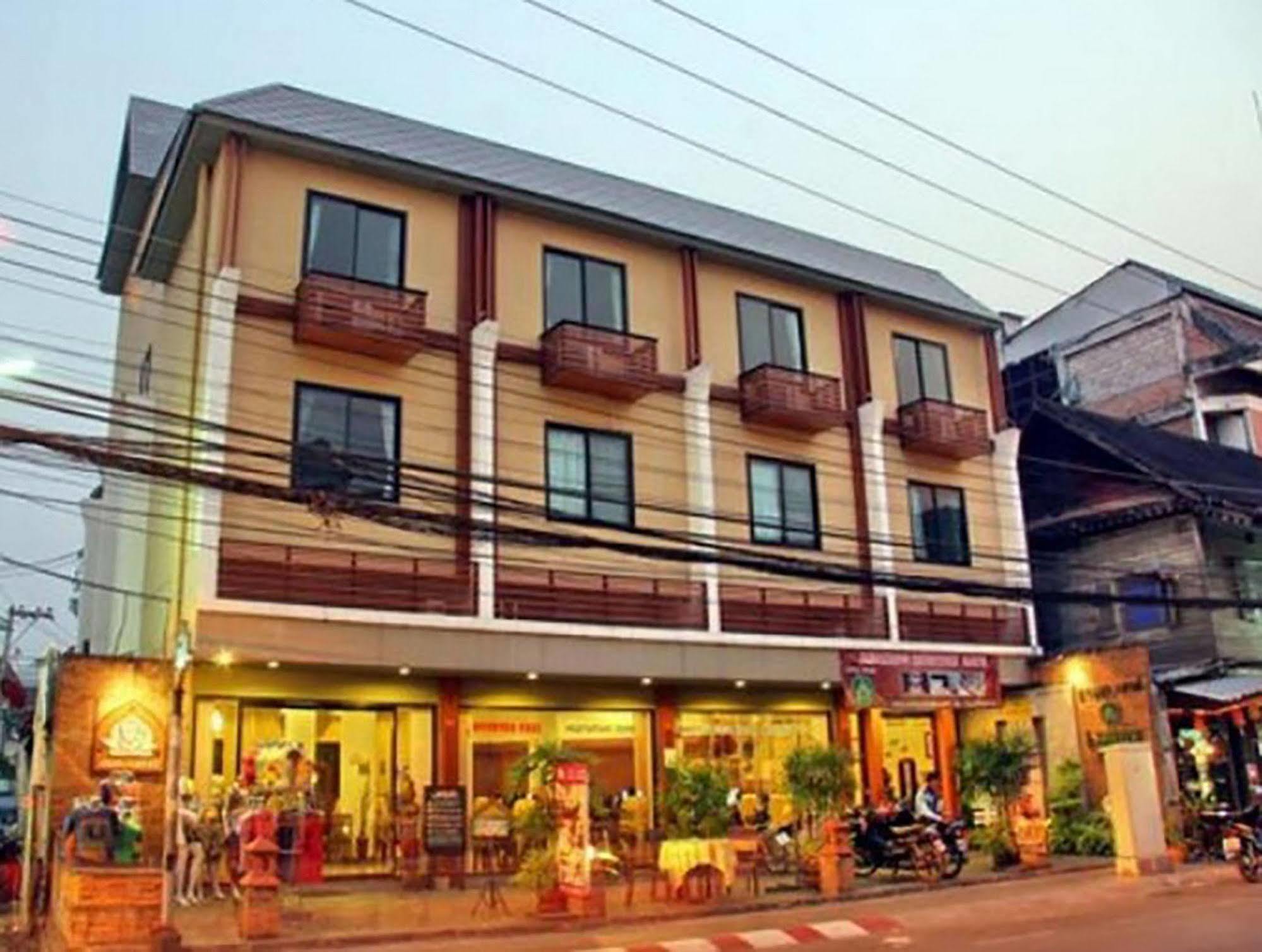 Hotel Lanna House Chiang Mai Zewnętrze zdjęcie